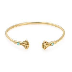 BNWT 24K plated Blue Lotus bracelet -Alex and Ani!